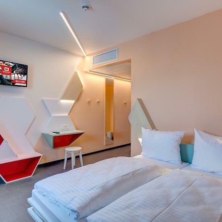 Meininger Hotel Heidelberg Hauptbahnhof المظهر الخارجي الصورة